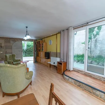 Casa En *