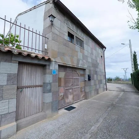 Holiday home Casa En Grisel